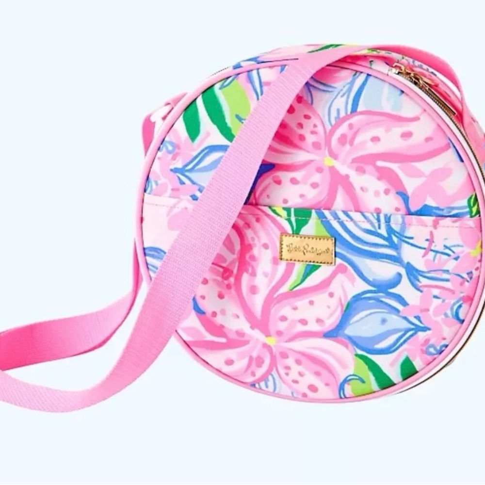 NWOT Lilly Pulitzer Picnic Basket Cooler with Accessories - Picture 3 of 11